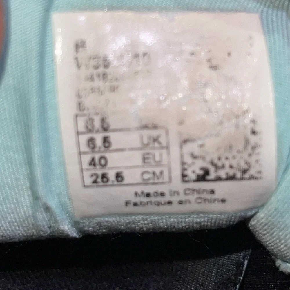 New Balance - Picture 8 of 8